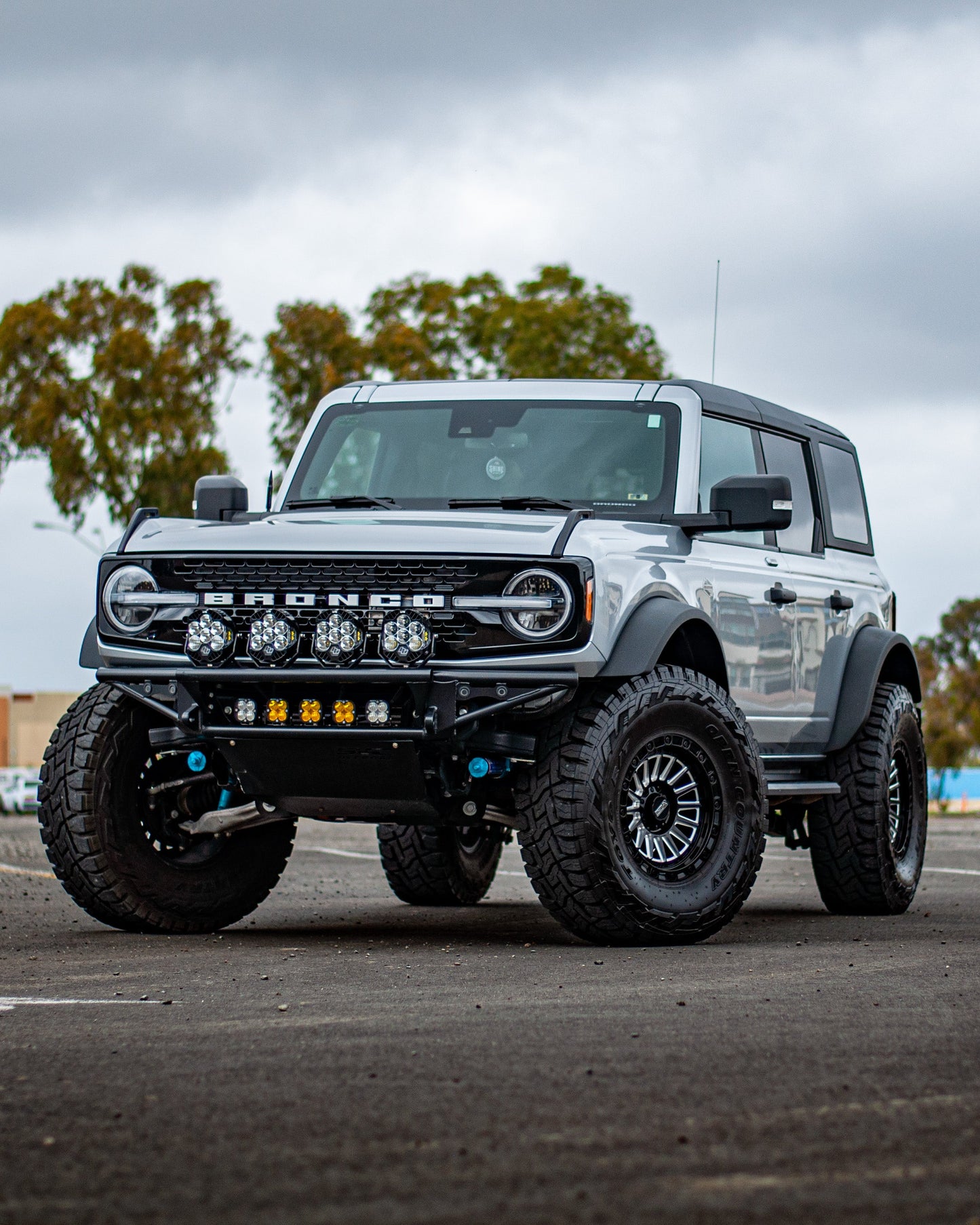 Metal FX Rogue Truck | Satin Black Contrast Cut