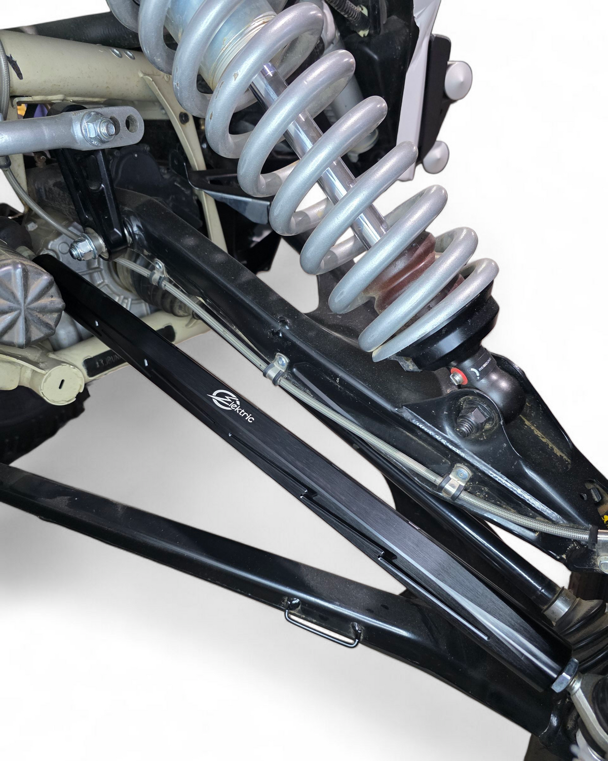 6061 billet aluminum construction detail on Can-Am X3 tie rod