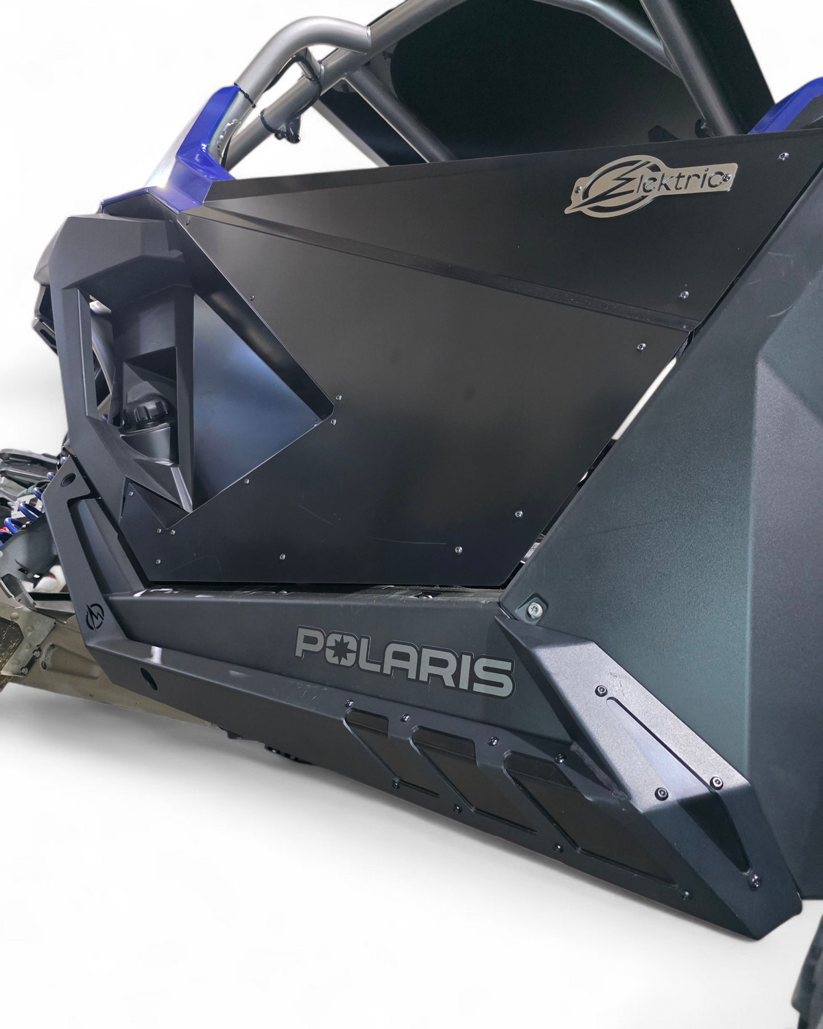 Hammer black powder coat and satin panel two-tone finish on Polaris RZR rock sliders