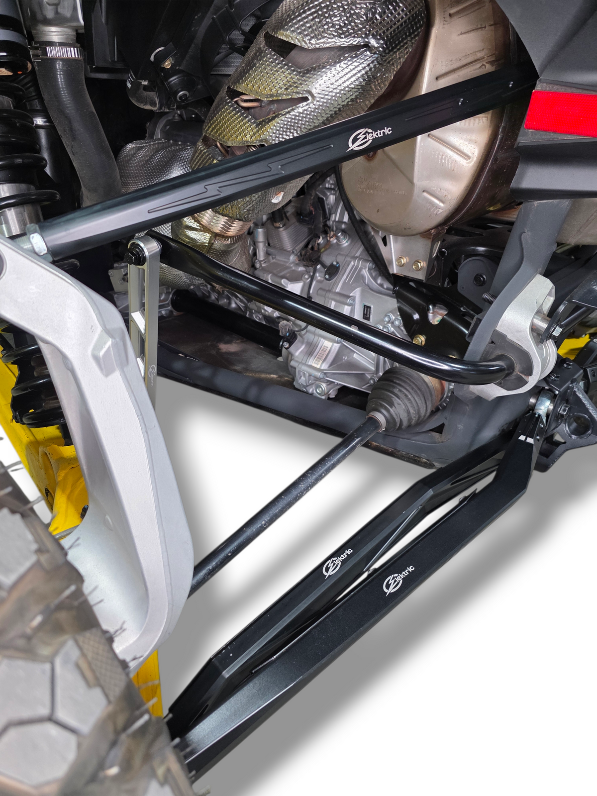 2024+ Can-Am Maverick R High Clearance Adjustable Radius Rods (Black)
