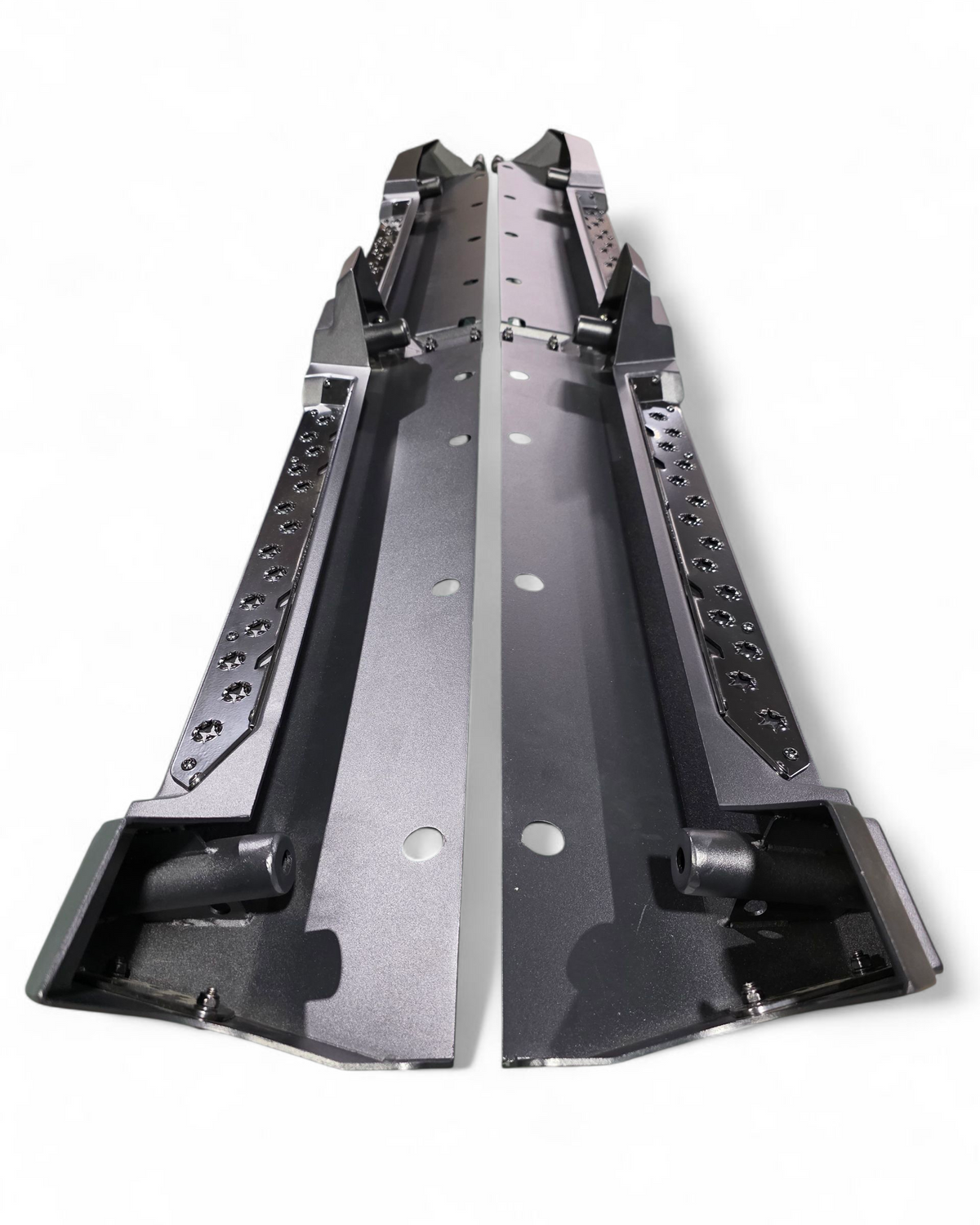 Front section of the 4-seat rock sliders on Polaris Ranger XD 1500