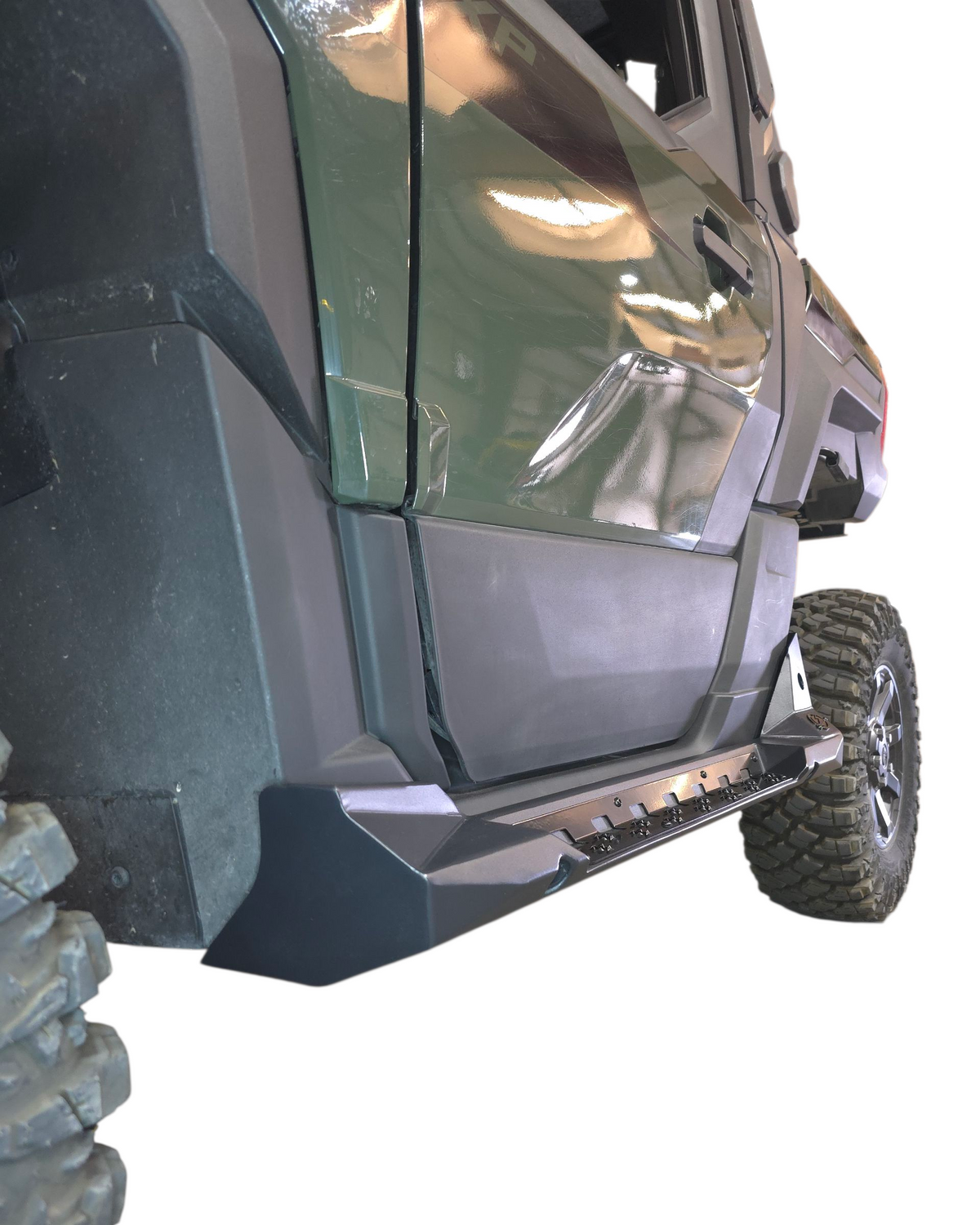 Bolt-on mounting detail on Polaris Xpedition 2-seat rock steps