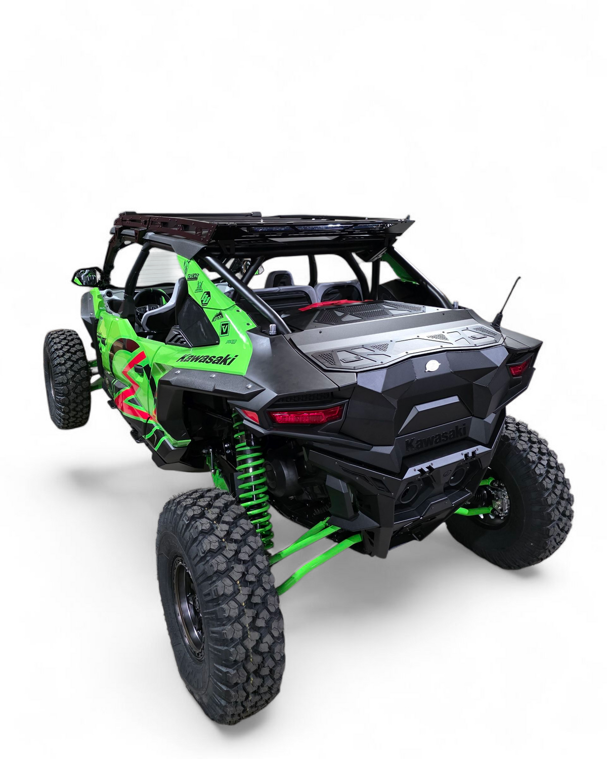 Custom-fit mounting feet of Kawasaki Teryx H2 roof rack at the cage attachment points