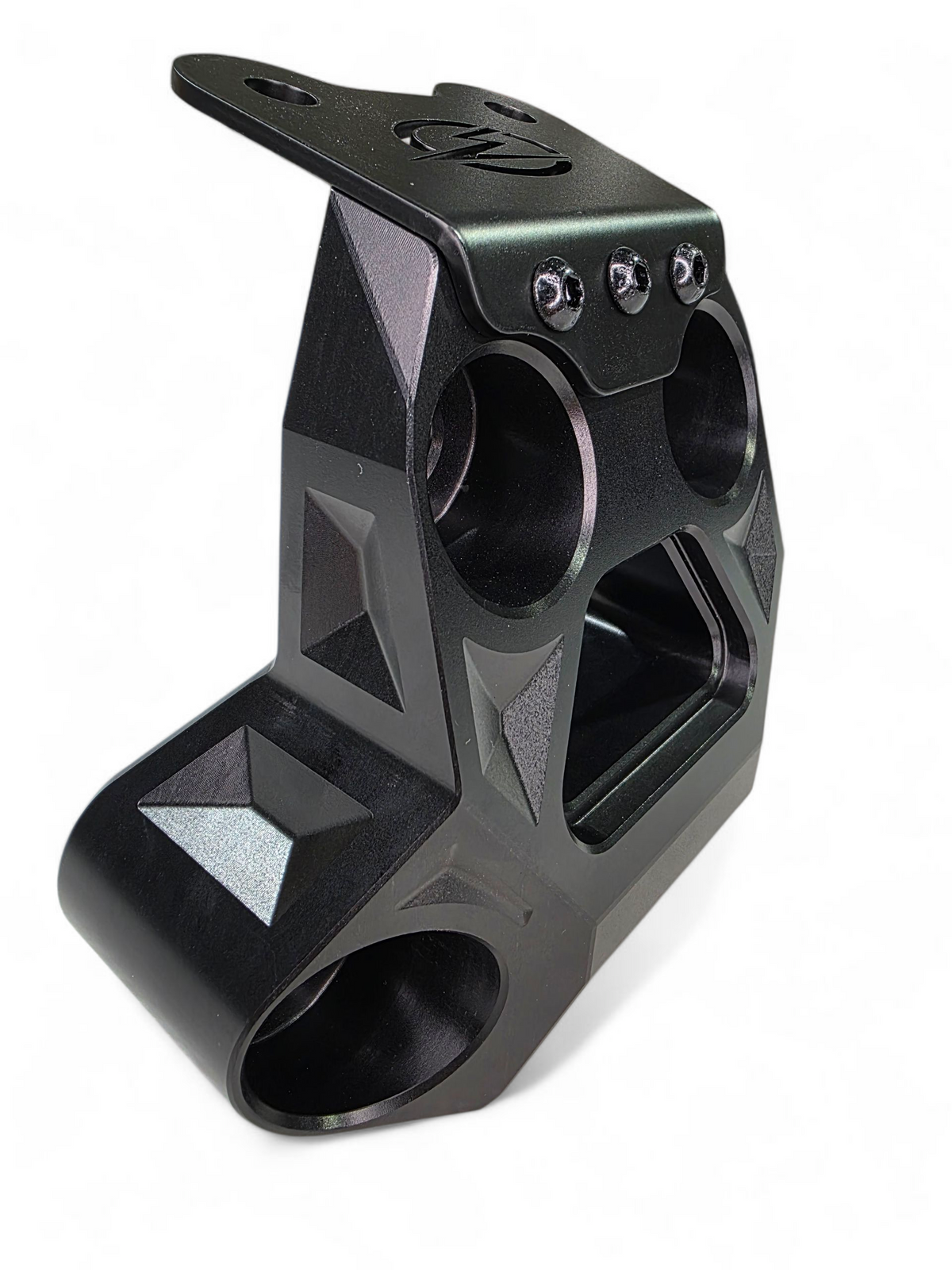 Billet Radius Rod Plate in black anodized finish for 2024+ Can-Am Maverick R showing 6061 aluminum construction