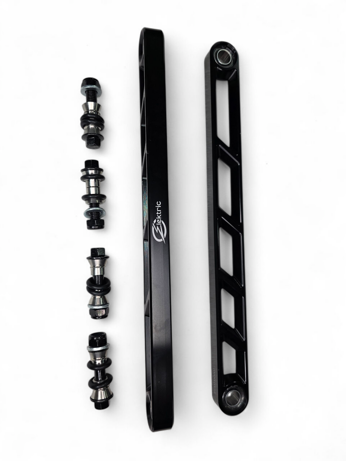 6061 CNC billet aluminum detail on Can-Am Maverick R rear sway bar links