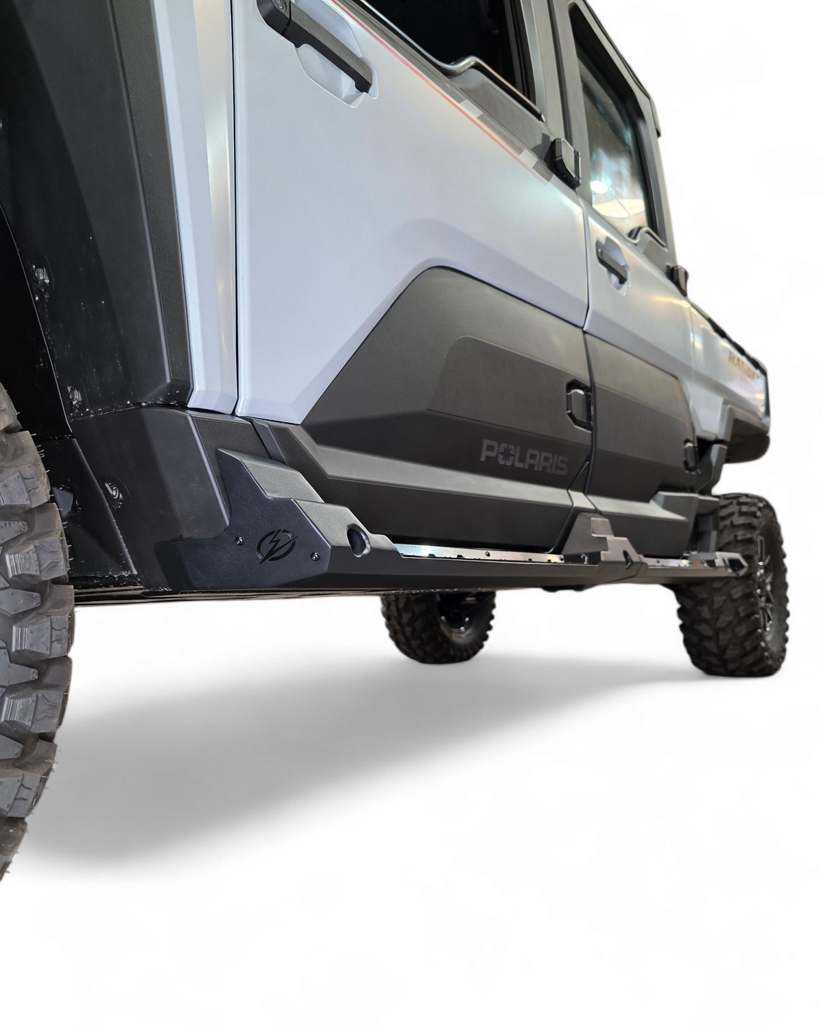 Bolt-on mounting detail on Polaris Ranger XD 1500 rock sliders