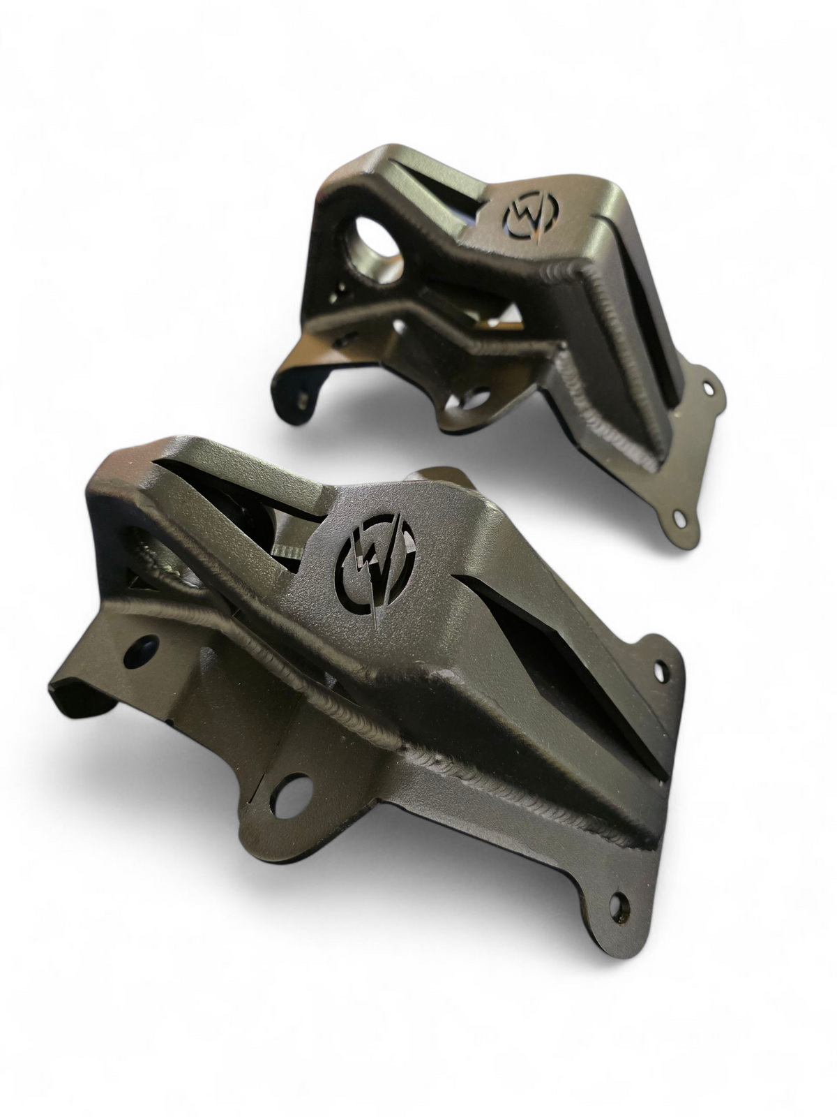 Four extra grab points on Can-Am Maverick R sheet metal radius rod plate for securing gear