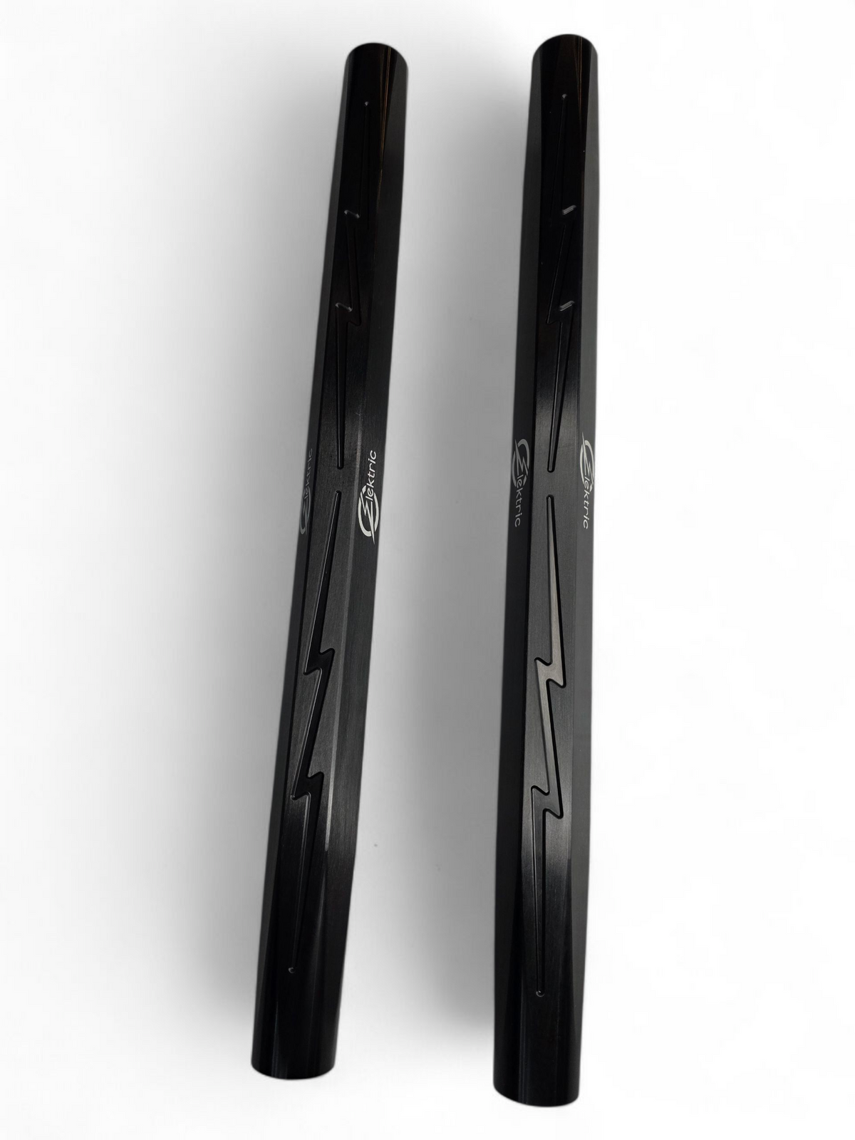 Close-up of CNC machining on Can-Am Maverick R black billet tie rod