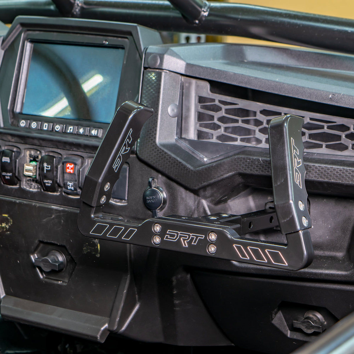 Passenger grab handle mounted in RZR XP 1000