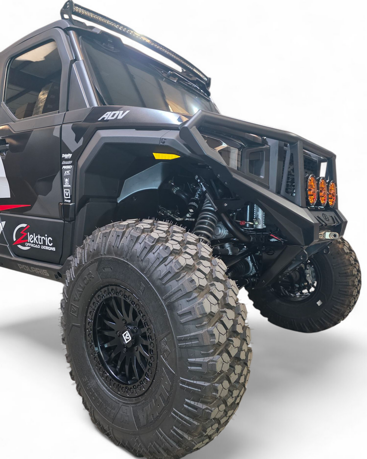 Interchangeable top hoop and brush guard junction on Polaris Xpedition HDX Front Bumper