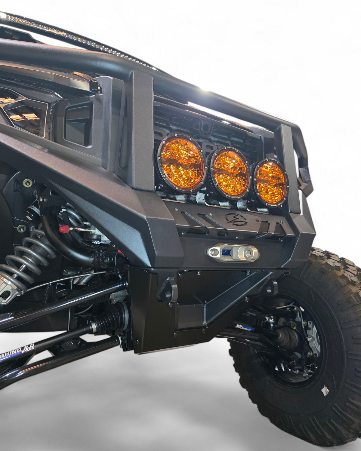 Hammer black powder coat and satin black panel finish on Polaris Xpedition HDX brush guard combo