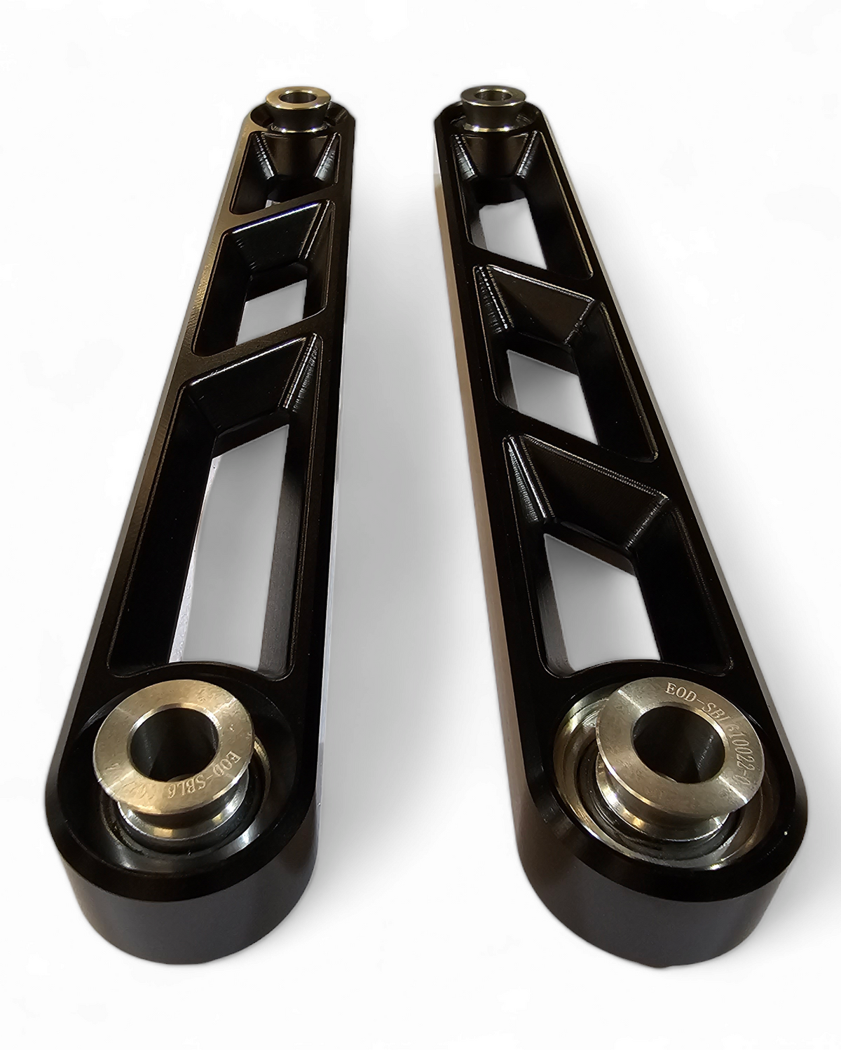 Black hard anodized finish on Polaris RZR Turbo R rear sway bar link