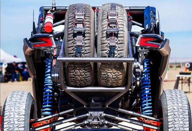 X3 Dual Spare Tire Carrier Kit